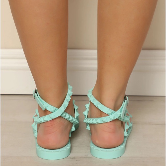 Spike sandals - Picture 3 of 3